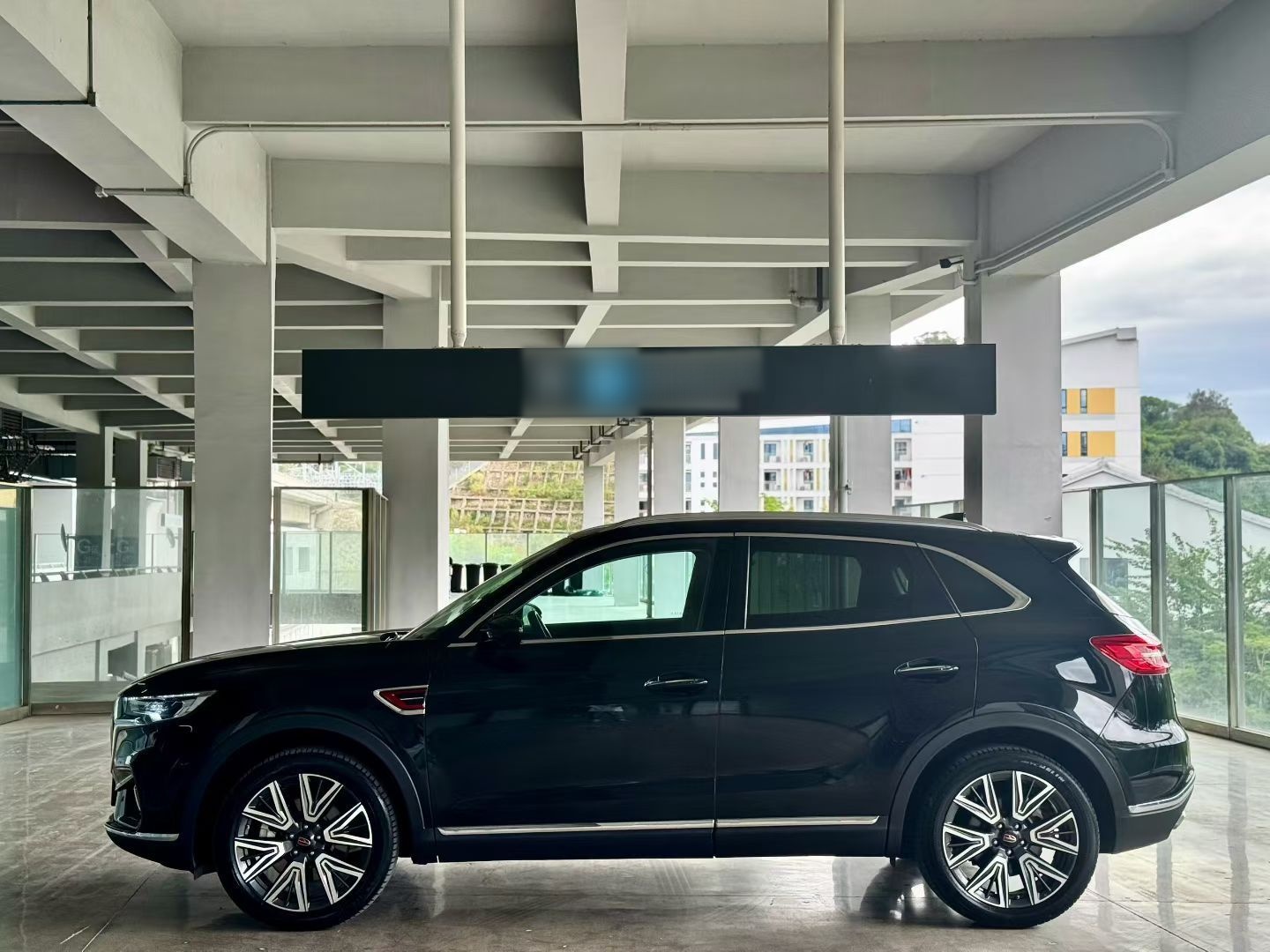 Hongqi HS5 2022 Facelifted Version 2.0T Smart Connect Flagship All-Wheel-Drive Edition — снимка 5