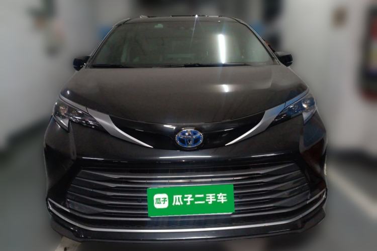 Used Toyota Sienna 2021 2.5L Hybrid Ultimate Edition