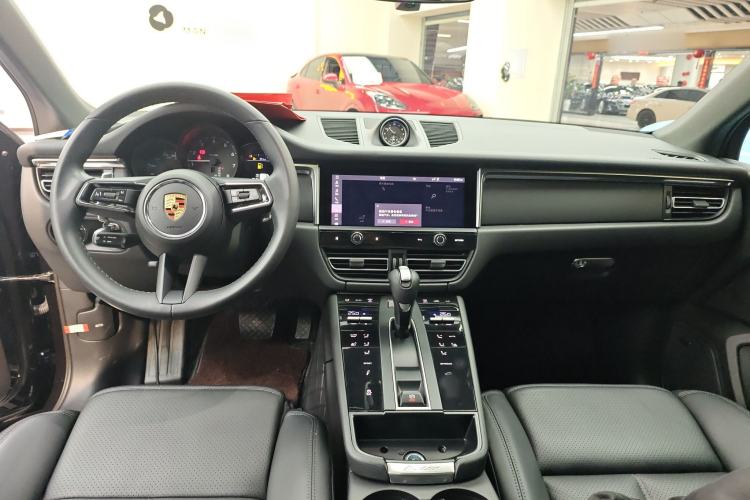 Used Porsche Macan 2024 Macan 2.0T