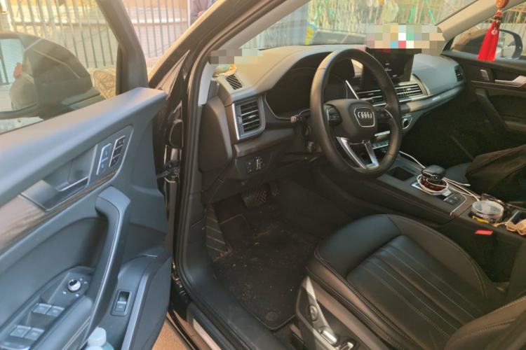 Used Audi Q5L 2023 40T Fashionable and Elegant Version
