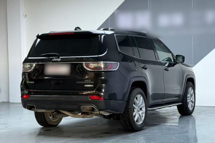 Used Jeep Commander 2018 2.0T Two-Wheel Drive Enjoy Edition China V
