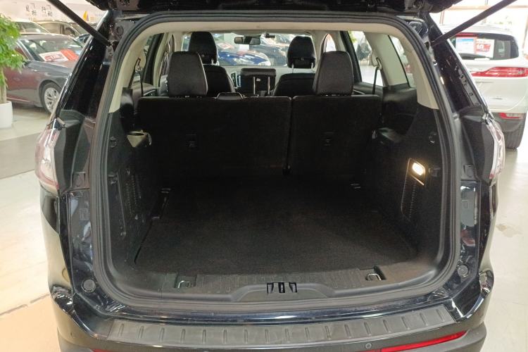 Used Ford Edge 2018 Facelifted EcoBoost 245 Two-Wheel-Drive Platinum Edition 5 Seats China V Emission Standard