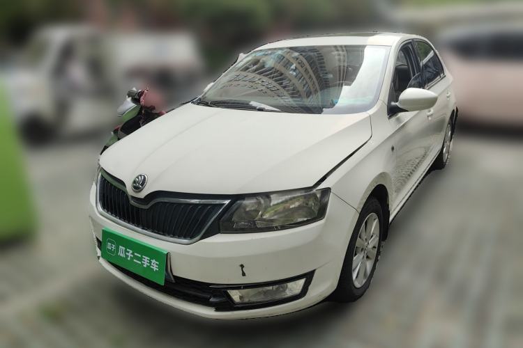 Used Skoda Rapid 2015 1.6L Manual Smart Selection Model