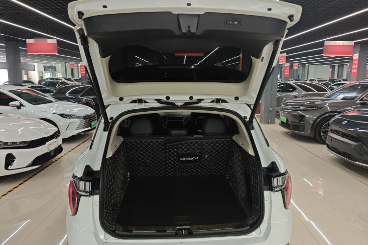 Used Lynk & Co 01 2017 2.0T Four-Wheel Drive Pro Edition Trunk