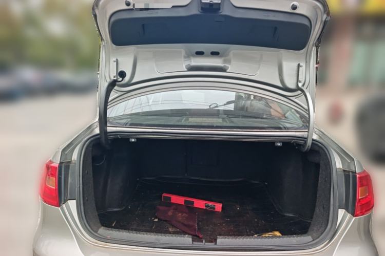 Used Volkswagen Sagitar 2014 Revised Version 1.6L Automatic Comfort Edition
