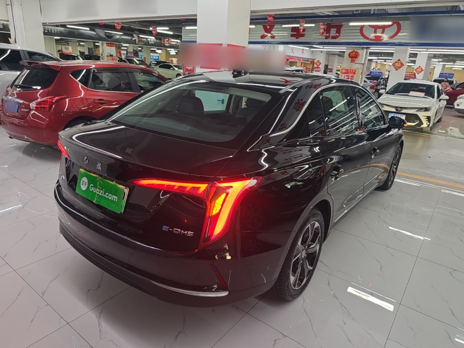 Hongqi E-QM5 2023 Revised Version Basic Travel Edition — снимка 6