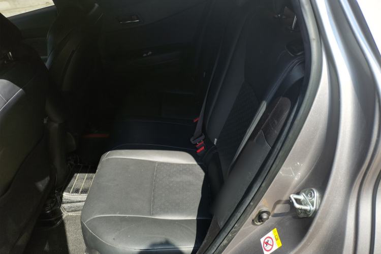 Used Toyota IZOA 2018 2.0L Yichi Edition China V Standard Left Rear Seat