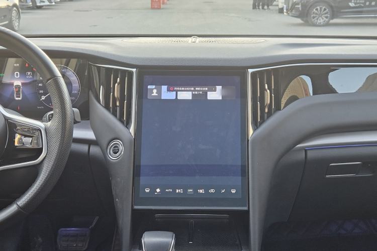 Used Hongqi HS7 PHEV 2024 2.0T PHEV Four-Wheel Drive Flagship Edition 6 Seats Audio And AC Panel