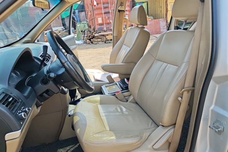 Used Buick GL8 2013 2.4L Executive Edition Left Front Seat