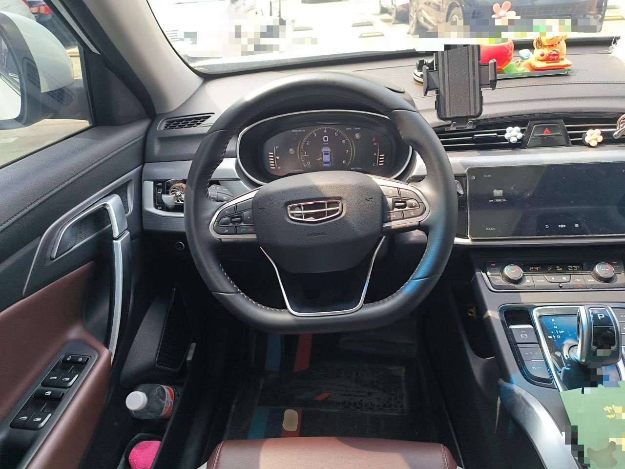 Geely Auto Emgrand X7 Sport 2022 1.8TD DCT Zhiya Trim — снимка 10