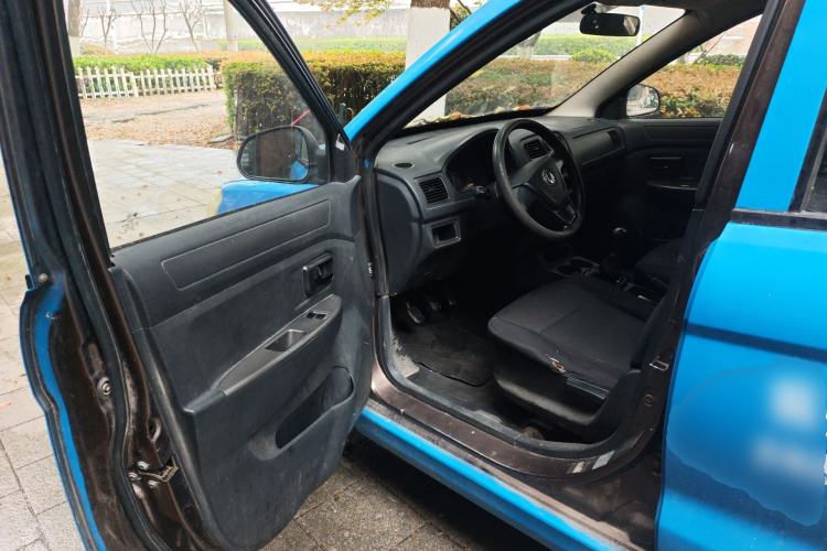 Used Dongfeng Fengon 330 2016 1.2L Manual Base Version DK12-07 Driver Seat