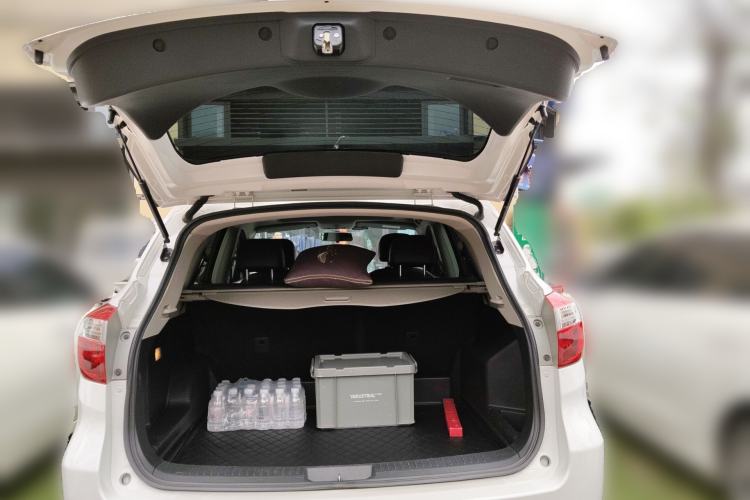 Used Venucia T70 2016 2.0L Manual RuiXiang Edition
