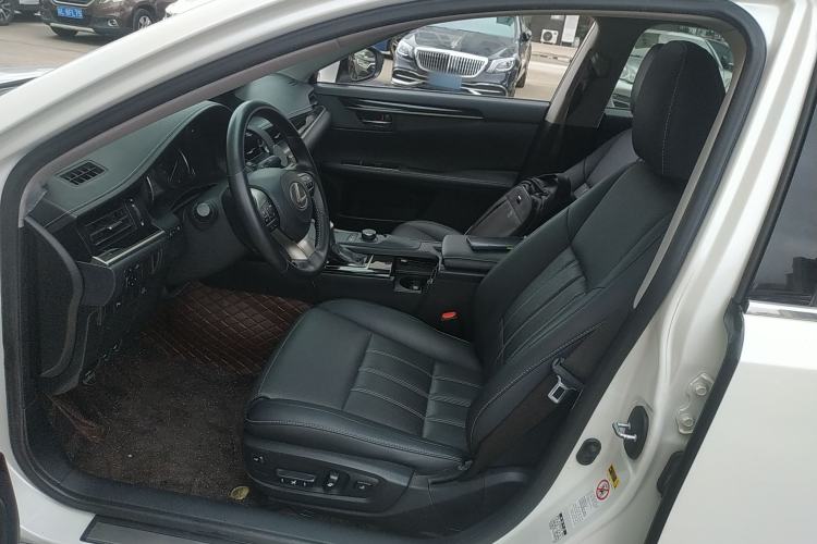 Used Lexus ES 2015 200 Elite Edition
