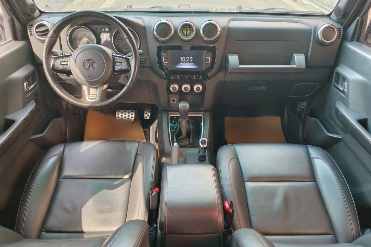 Used BAIC Off-Road BJ40 2016 40L 2.3T Automatic All-Wheel Drive Premium Edition