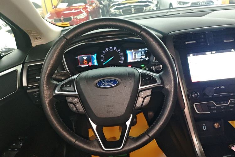 Used Ford Mondeo New Energy 2018 2.0 PHEV Smart-Controlled Fashion Edition China VI Standard Steering Wheel