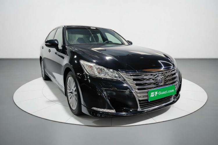 Used Toyota Crown 2017 2.0T Sport Edition Front Right 45 Deg