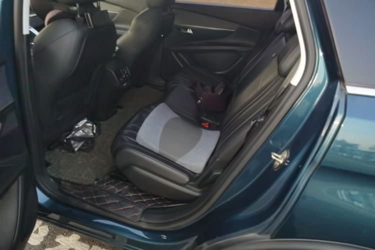 Used Peugeot 5008 2017 380THP 7-Seater Luxury Edition