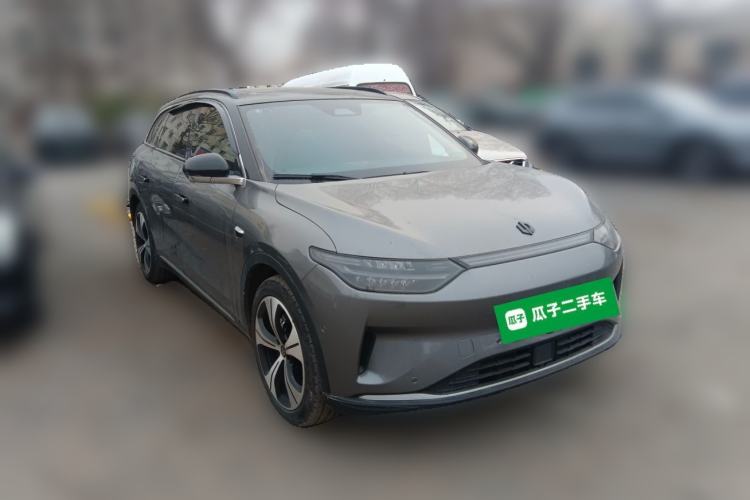 Used Leapmotor C11  Front Right 45 Deg