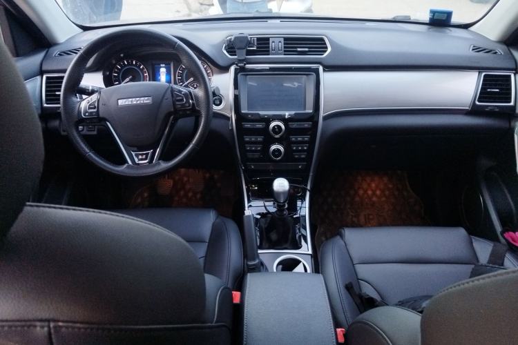 Used Haval H2 2016 Red Label 1.5T Manual Two-Wheel Drive Urban Edition