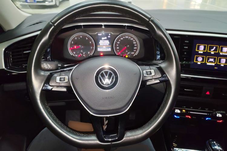 Used Volkswagen Tayron 2020 330TSI Two-Wheel Drive Luxury Smart Connectivity Version
