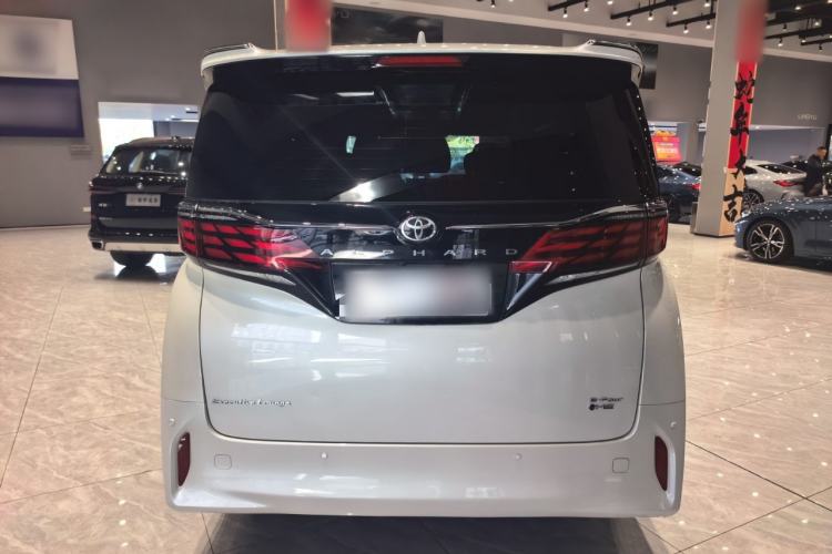 Used Toyota Alphard 2024 Dual-Engine 2.5L Prestige Edition
