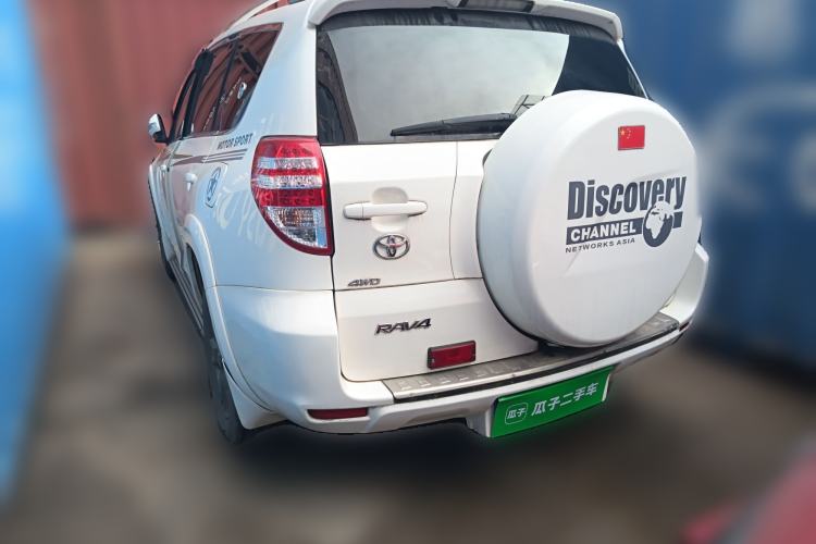 Used Toyota RAV4 2012 Luxurious Edition 2.0L Automatic All-Wheel Drive
