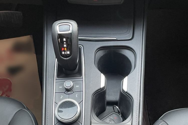 Used Cadillac XT4 2018 28T Two-Wheel Drive Tech Version