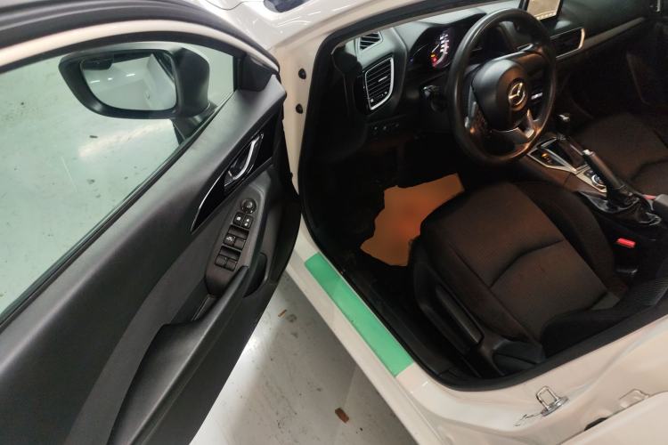 Used Mazda 3 Axela 2014 Sedan 1.5L Automatic Luxury Model Driver Seat