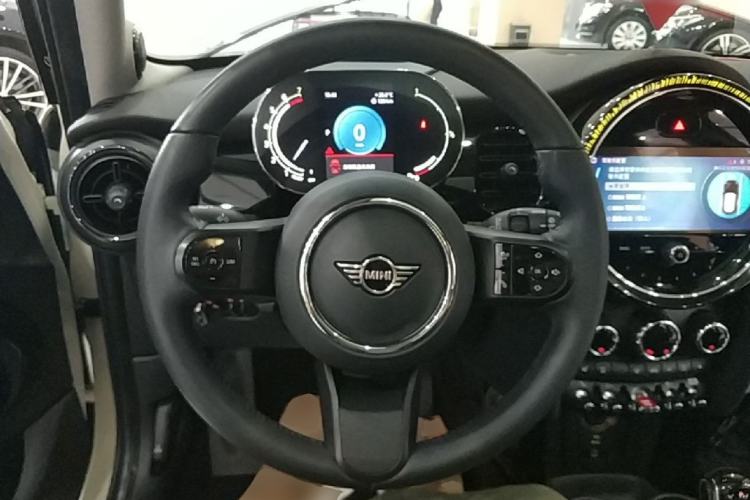 Used MINI 2023 1.5T COOPER Artist Five-Door Edition