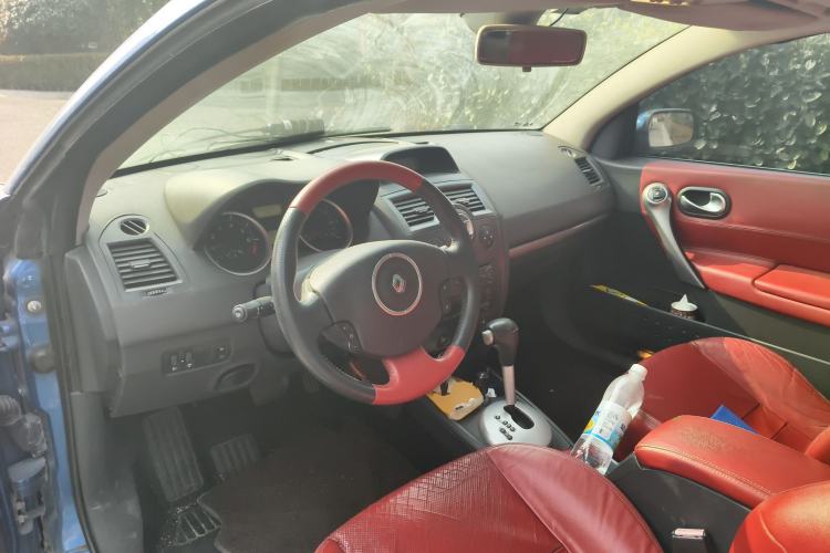 Used Renault Megane 2006 CC 2.0
