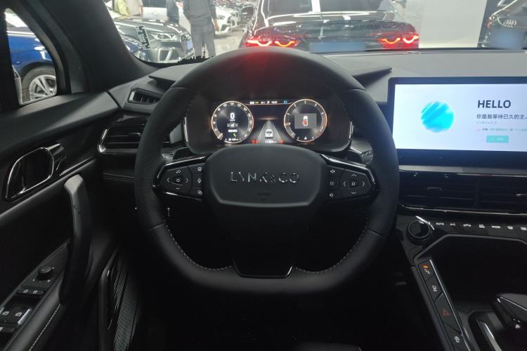 Used Lynk & Co 06 2023 Remix 1.5T Dynamic Halo