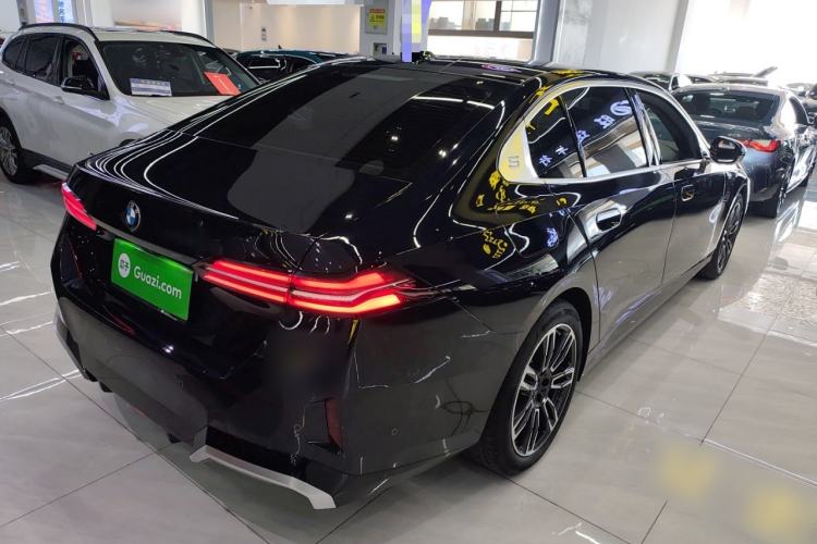 Used BMW 5 Series 2024 525Li M Sport Package
