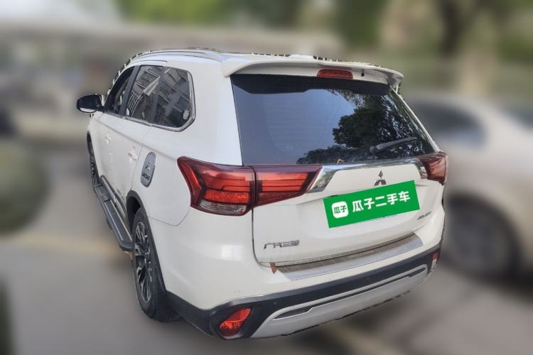 Used Mitsubishi Outlander 2019 2.0L Two-Wheel Drive Comfort Edition 5 Seats China V Standard Rear Left 45 Deg