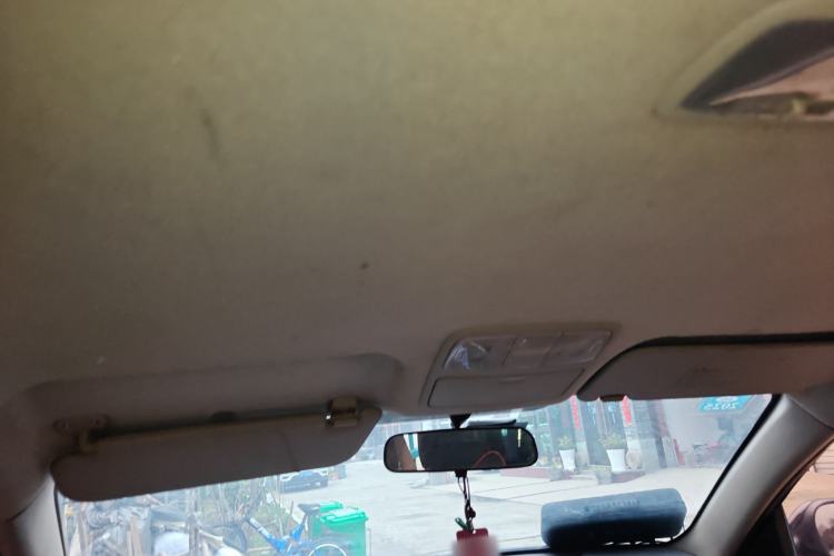 Used Hyundai Celesta 2011 1.6L Manual Comfort Edition