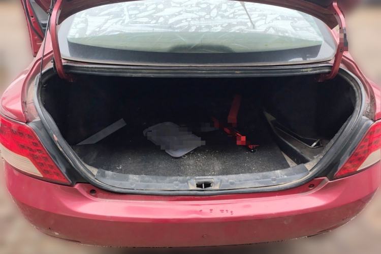 Used Zotye Z300 2014 New Vision 1.5L Manual Fashion Edition Trunk