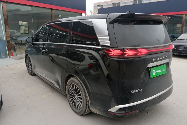 Used Denza D9 2024 DM-i 980 Four-Wheel Drive Flagship Model Exterior 2