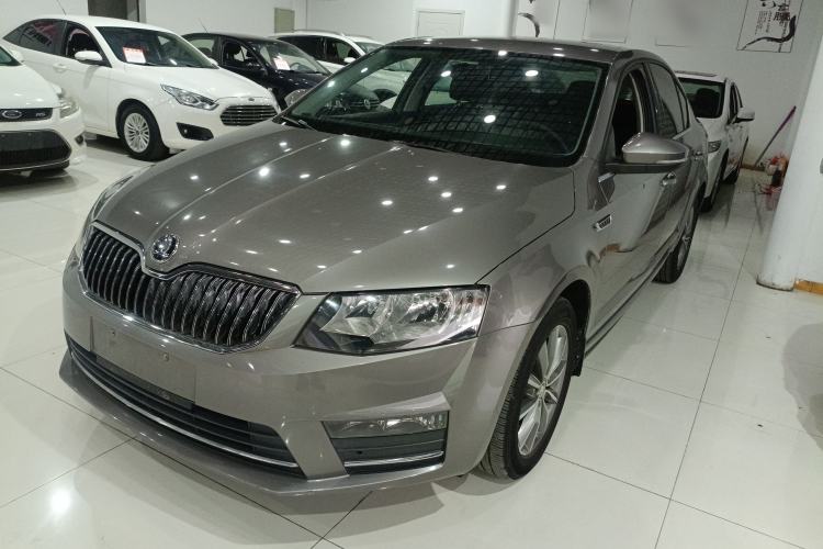 Used Skoda Octavia 2017 1.6L Automatic Chuanxing Edition
