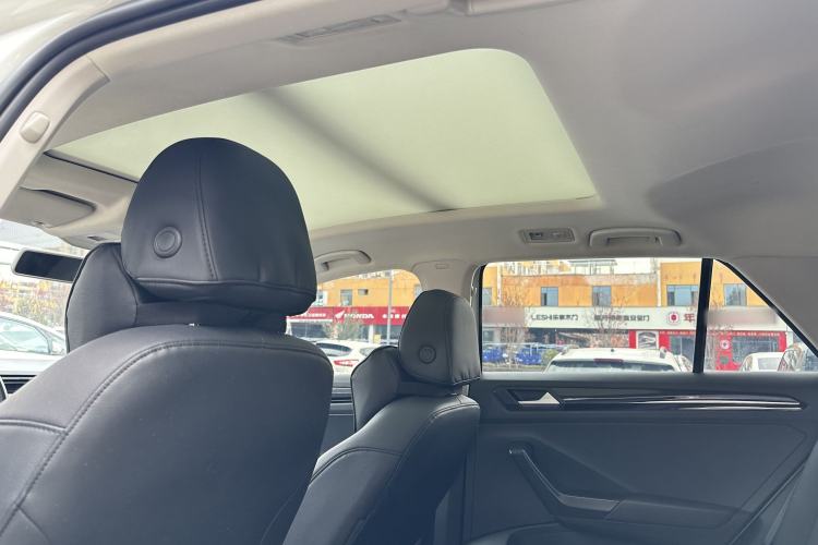 Used Volkswagen T-ROC 2021 Revised Version 280TSI DSG Two-Wheel Drive Comfort & Smart Connectivity Edition
