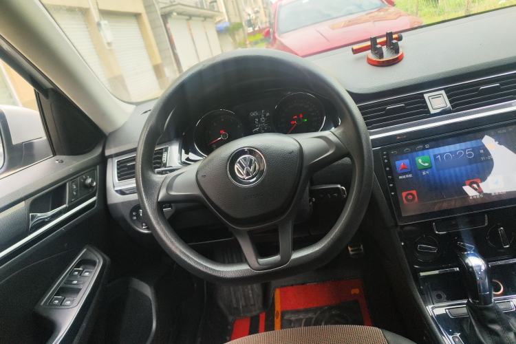 Used Volkswagen C-TREK 2017 230TSI DSG Comfort Version
