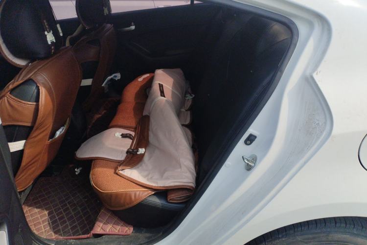 Used Kia K3 2015 1.6L Manual GL
