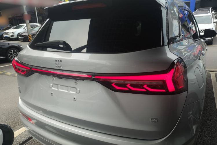 Used Landian E5 2024 Honor Edition 100KM Premium Model 7 Seats
