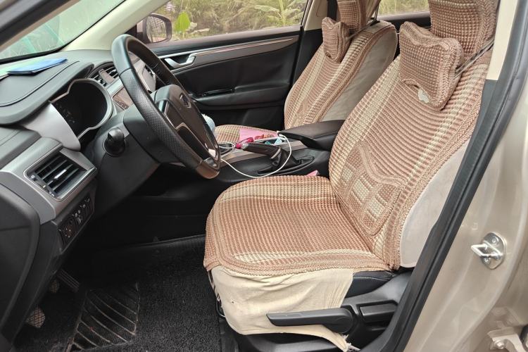 Used Geely Auto Emgrand GL 2017 1.8L Manual Elite Model Left Front Seat