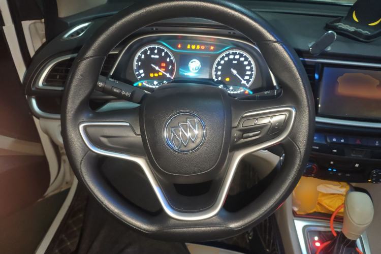 Used Buick GT 2016 15N Automatic Elite Edition Steering Wheel