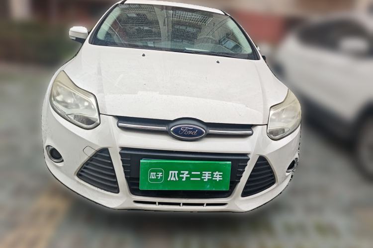 Used Ford Focus 2012 Sedan 1.6L Manual Fashion Edition
