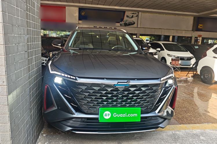 Used CHANGAN OSHAN Z6 2023 Blue Whale 1.5T DCT Smart-Led City Edition