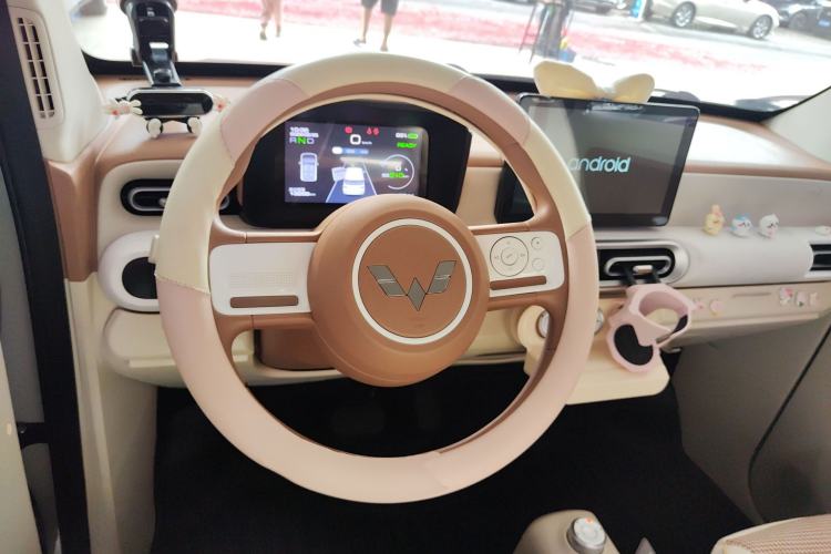 Used Wuling Hongguang MINIEV 2024 3rd Generation 215km Youth Edition
