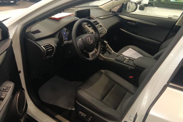 Used Lexus NX 2018 300 All-Wheel Drive Fēngshàng Edition
