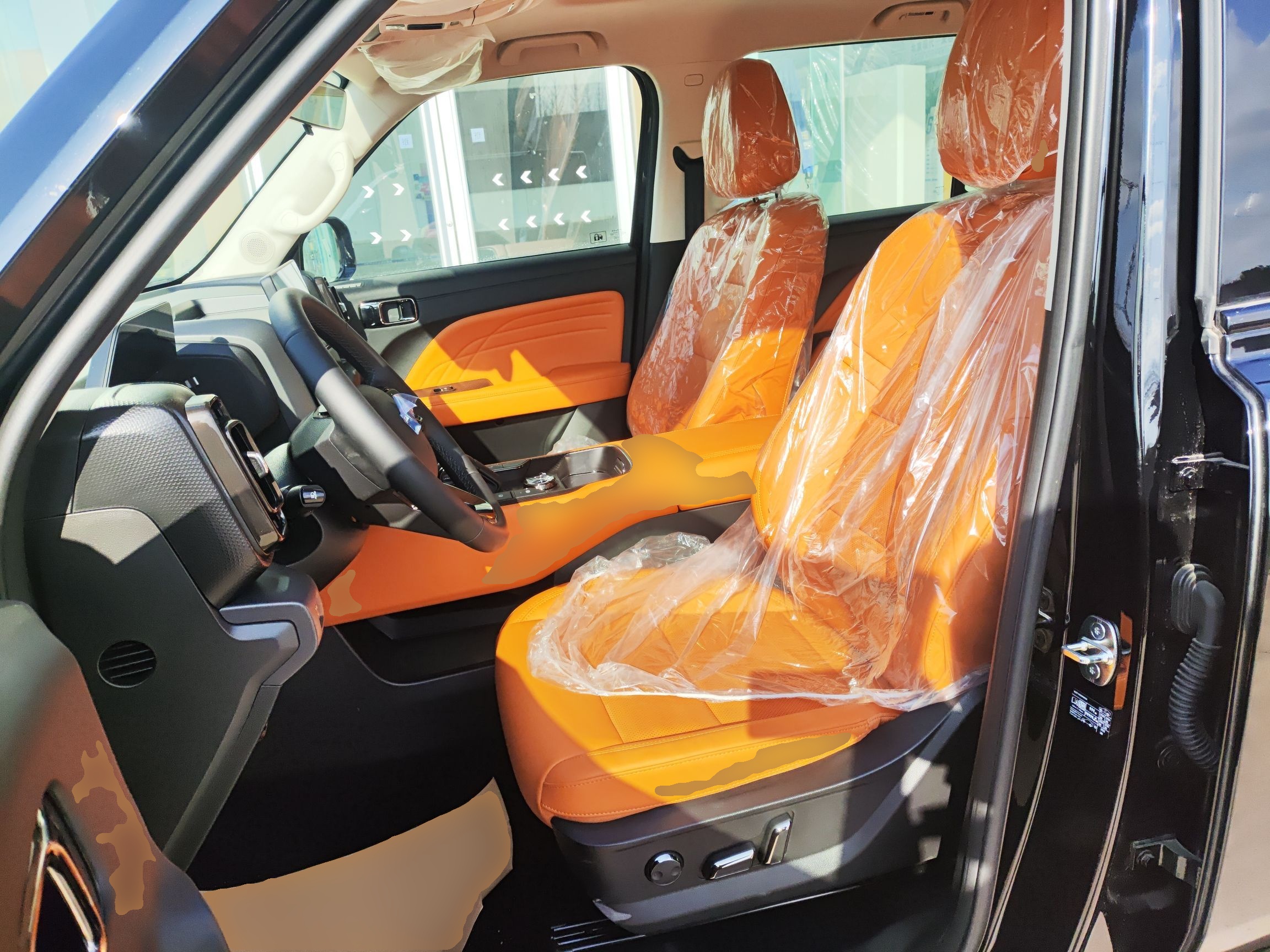 المقاعد الأمامية داخل السيارة