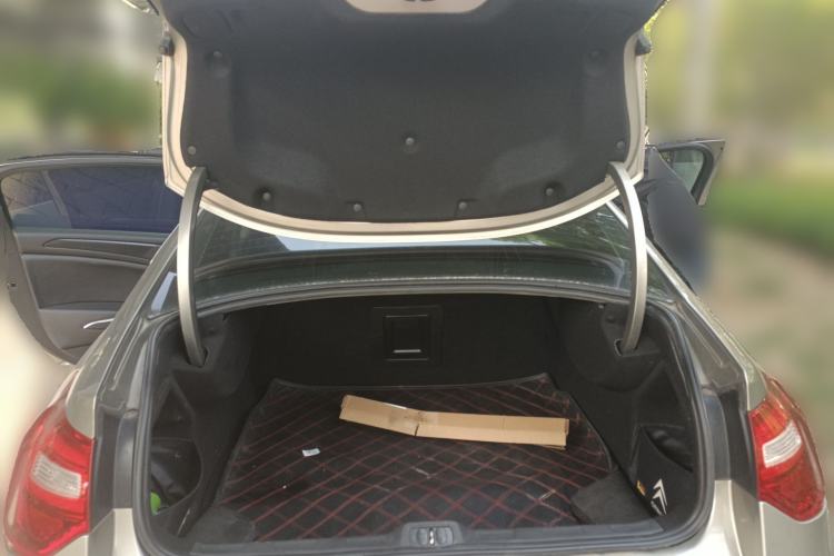 Used Citroen C5 2014 1.6T Automatic Luxury Model
