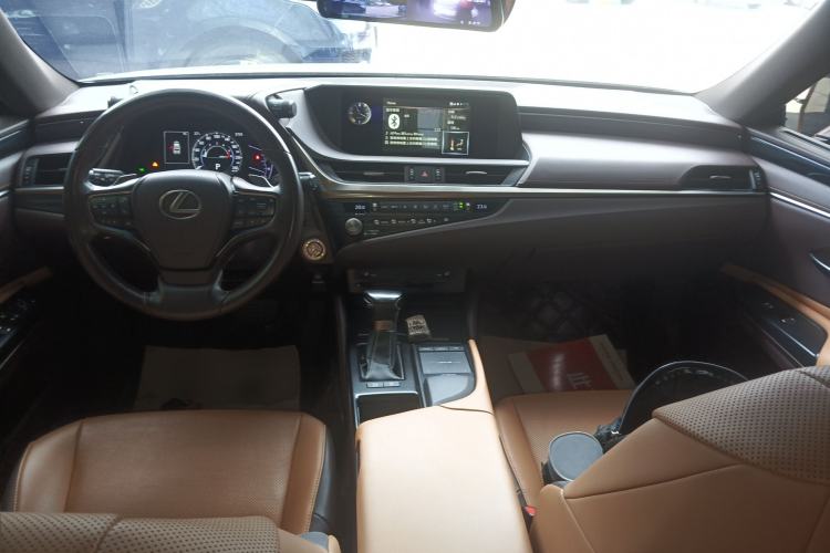 Used Lexus ES 2020 200 Excellence Edition